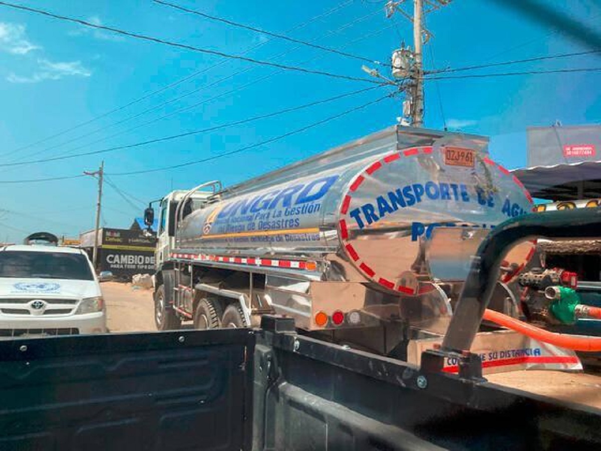 Nuevo escándalo en caso de carrotanques en La Guajira; al parecer, agua que estarían suministrando no sería potable, según una de las comunidades.