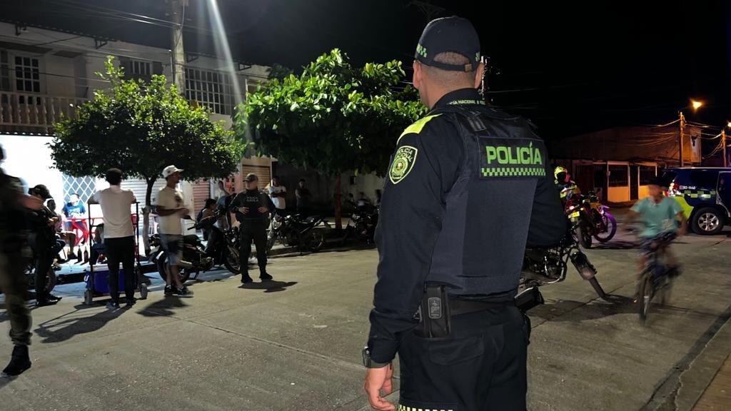 A la cárcel, cuatro policías señalados de secuestrar y extorsionar a dos personas en Bogotá