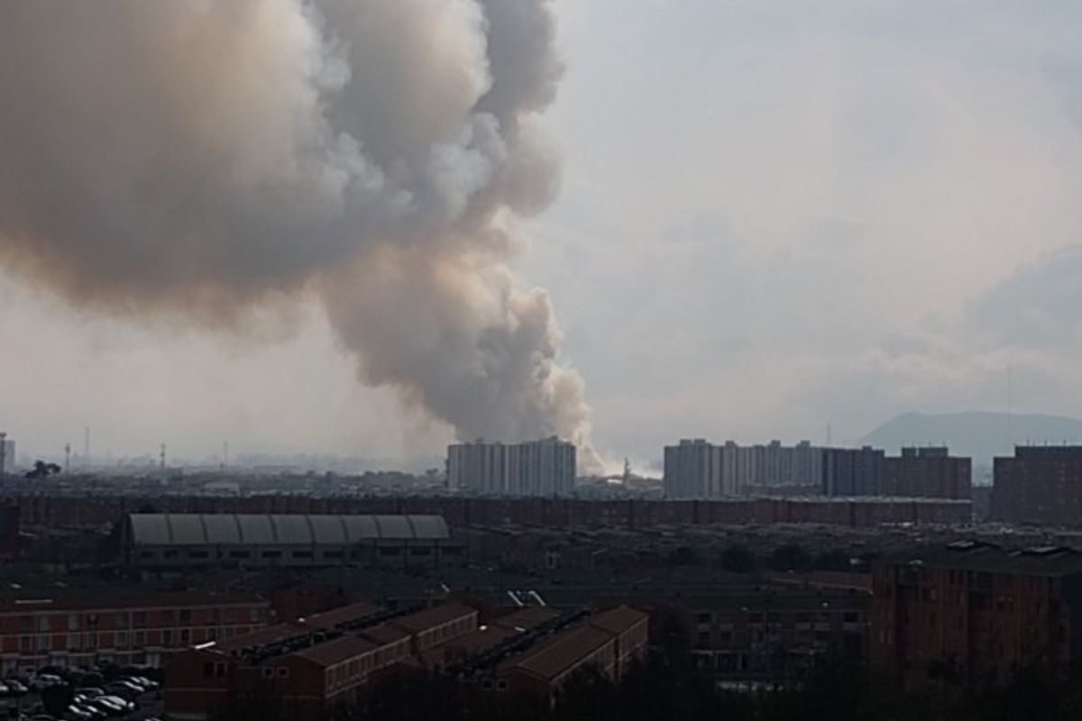 Incendio en Bogotá: en Bosa, humo por quema de pastos afecta varias localidades