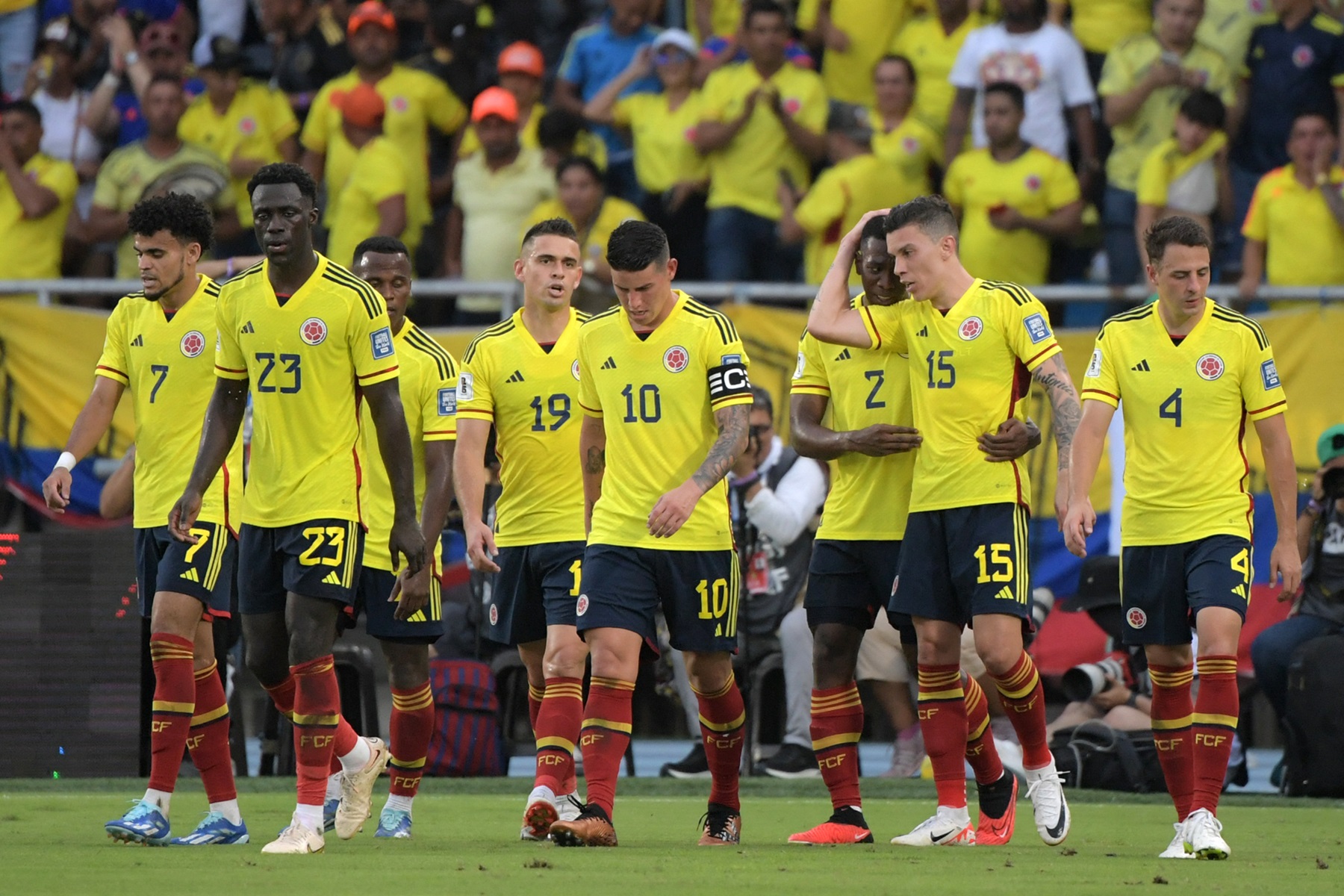 Matheus Uribe se lesionó y se pierde amistosos contra España y Rumania.