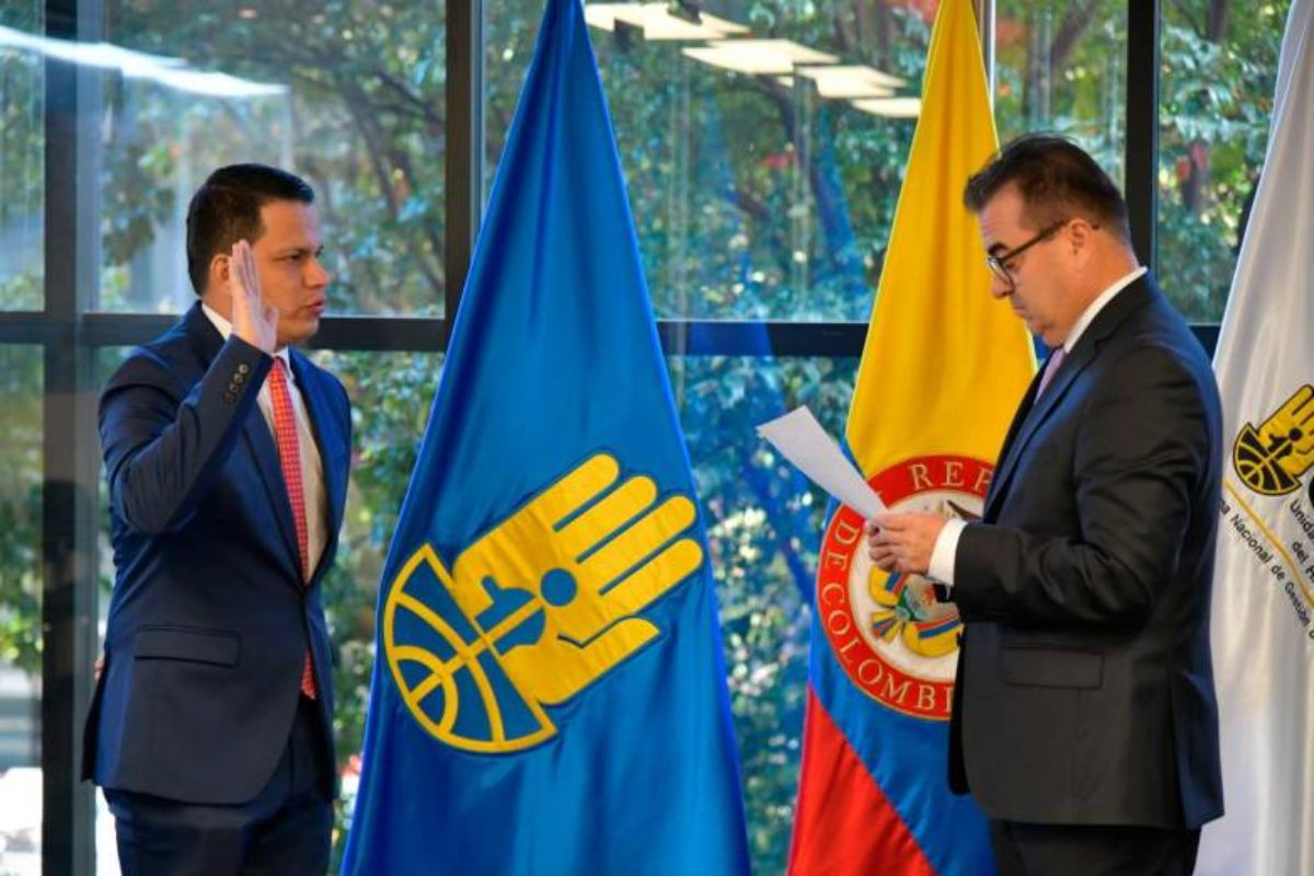 Sneyder Augusto Pinilla Álvarez, subdirector en la UNGRD, renunció en medio de la polémica por la compra de carrotanques para La Guajira.