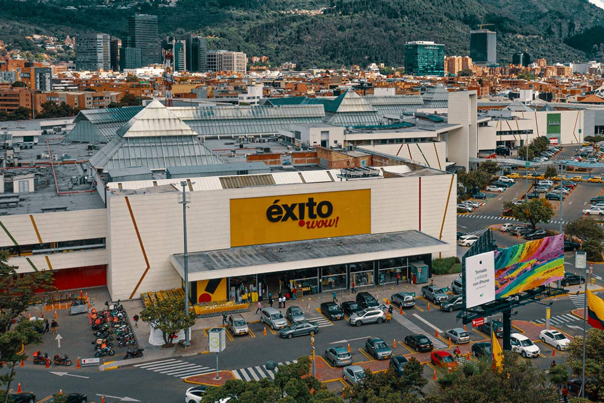 Éxito, Falabella, Zara y las marcas que más venden en el centro comercial Unicentro de Bogotá. La cifra es millonaria 
