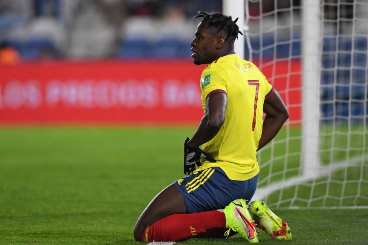 Duván Zapata volvería a jugar con la Selección Colombia. En Italia dicen que Néstor Lorenzo lo bloqueó para amistosos.
