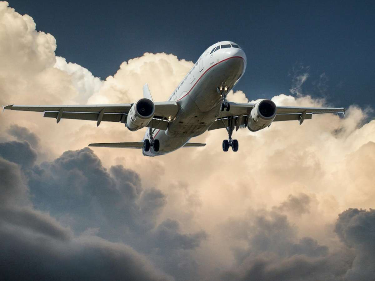 Foto de avión por mujer murió en vuelo EE. UU. y República Dominicana