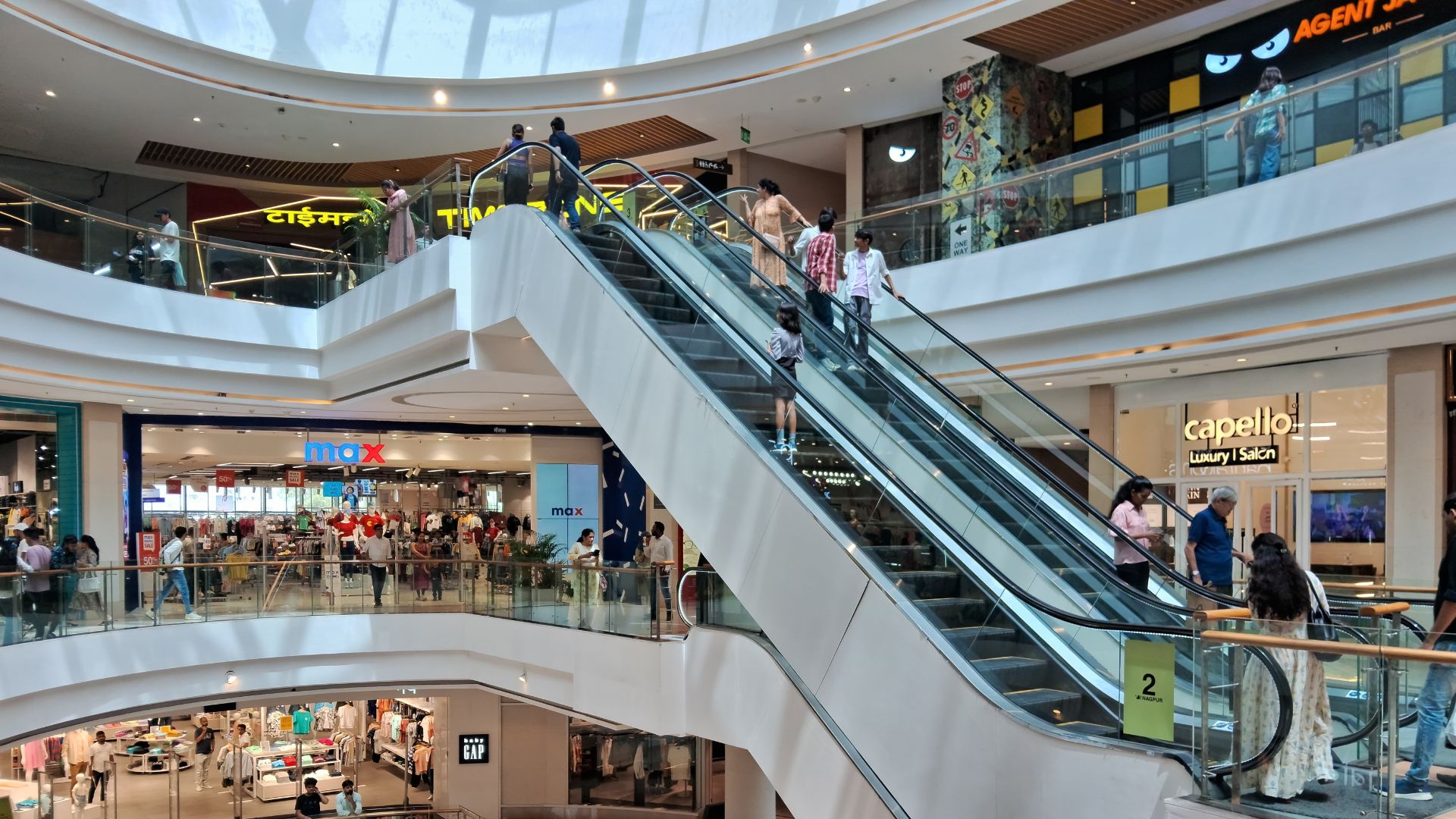 Imagen de centro comercial por nota sobre causas de largas filas en centros comerciales de Bogotá. 