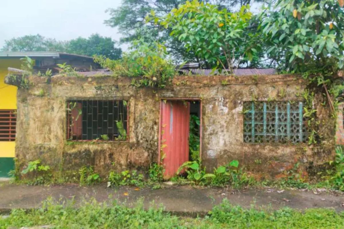 Puestos de salud en zona rural del Chocó abandonados y en ruinas desde hace 8 años.