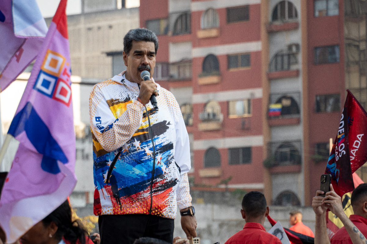 Nicolás Maduro ya es candidato a la reelección en Venezuela y la oposición asegura que el sistema está bloqueado. 