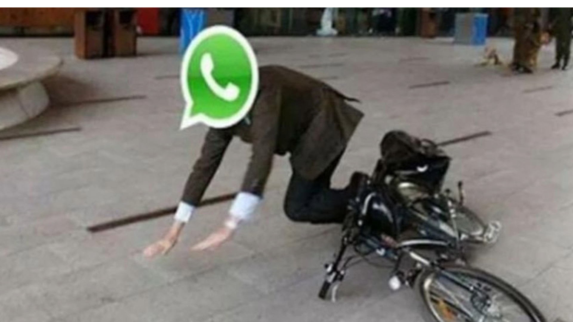 Memes de la caída de WhatsApp.