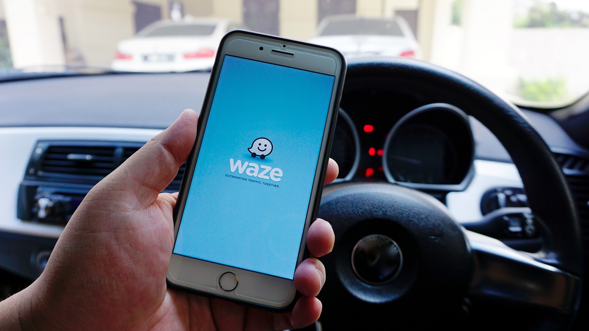 Waze, en nota sobre cómo poner mi voz en la aplicación