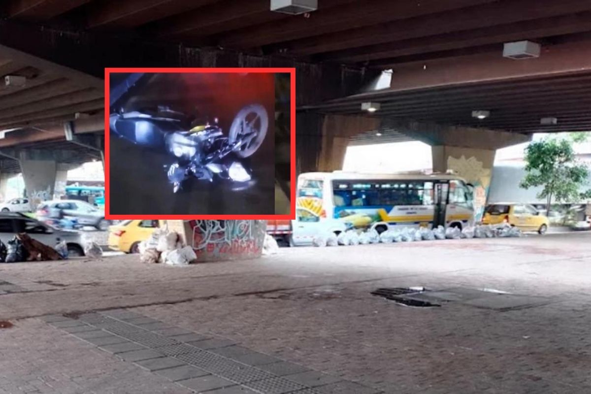 Motociclista en Bogotá se estrelló y cayó del puente de la calle 80 con carrera 30. La mujer se encuentra en estado crítico de salud y Policía investiga. 