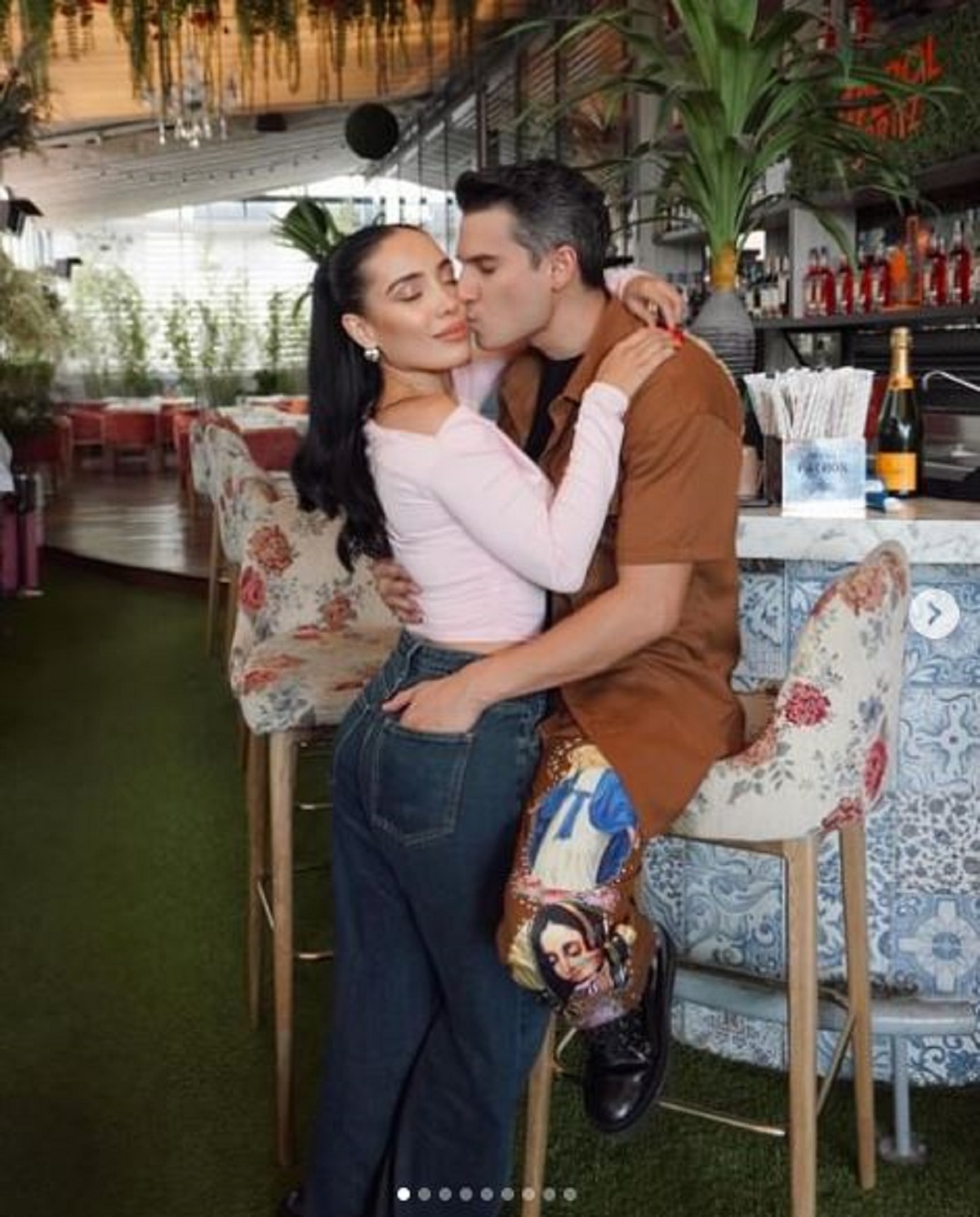 El cantante 'Pipe' Bueno y Luisa Fernanda W, 'inlfuencer', presumieron en redes sociales su amor y aniversario número 5.