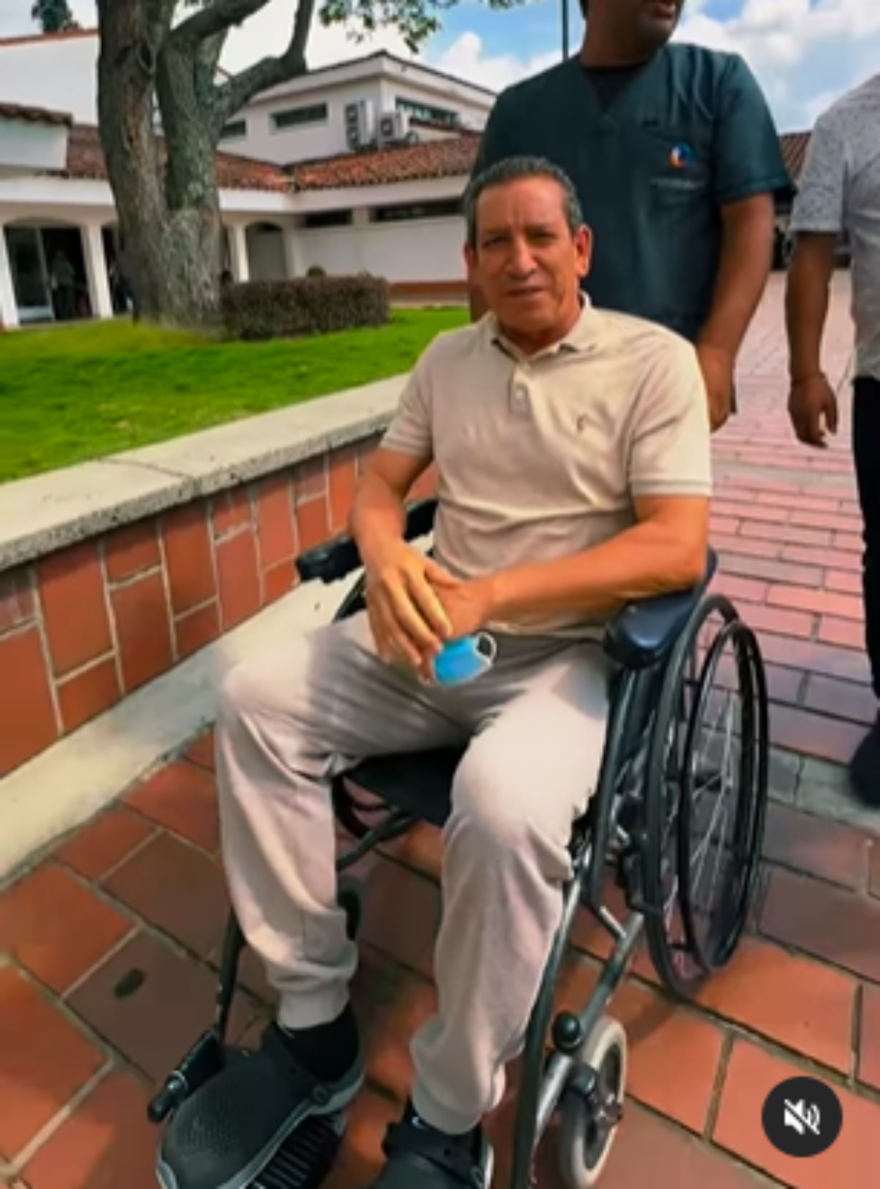Hermano de Darío Gómez casi queda paralítico.