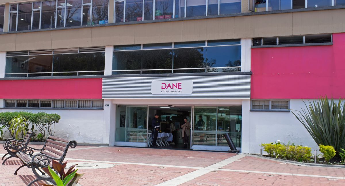 Dane abrió una convocatoria de empleo que consta de 738 vacantes en 32 municipios y ciudades de Colombia; sueldos son hasta de $2'800.000.