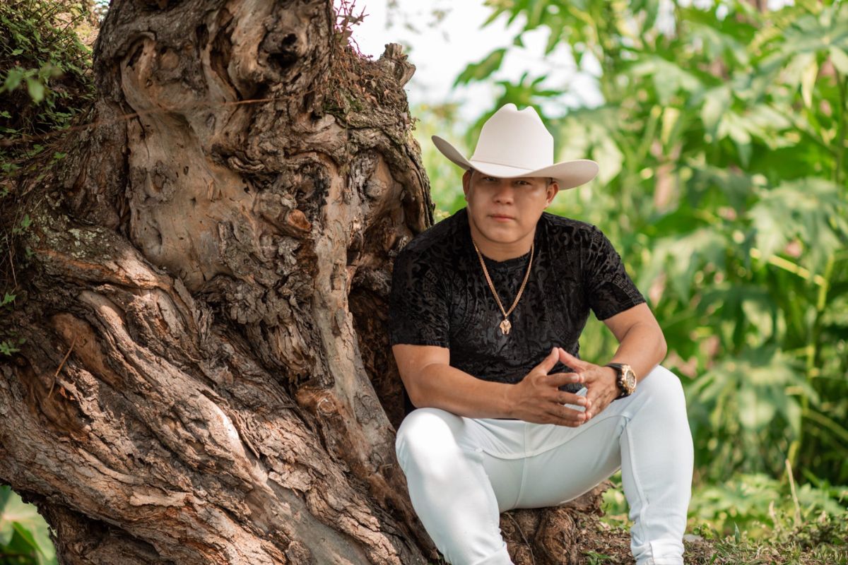 Sebastián Muñoz, cantante asesinado en Cauca, había sacado una canción hace 3 meses que hablaba de lo que quería cuando muriese.