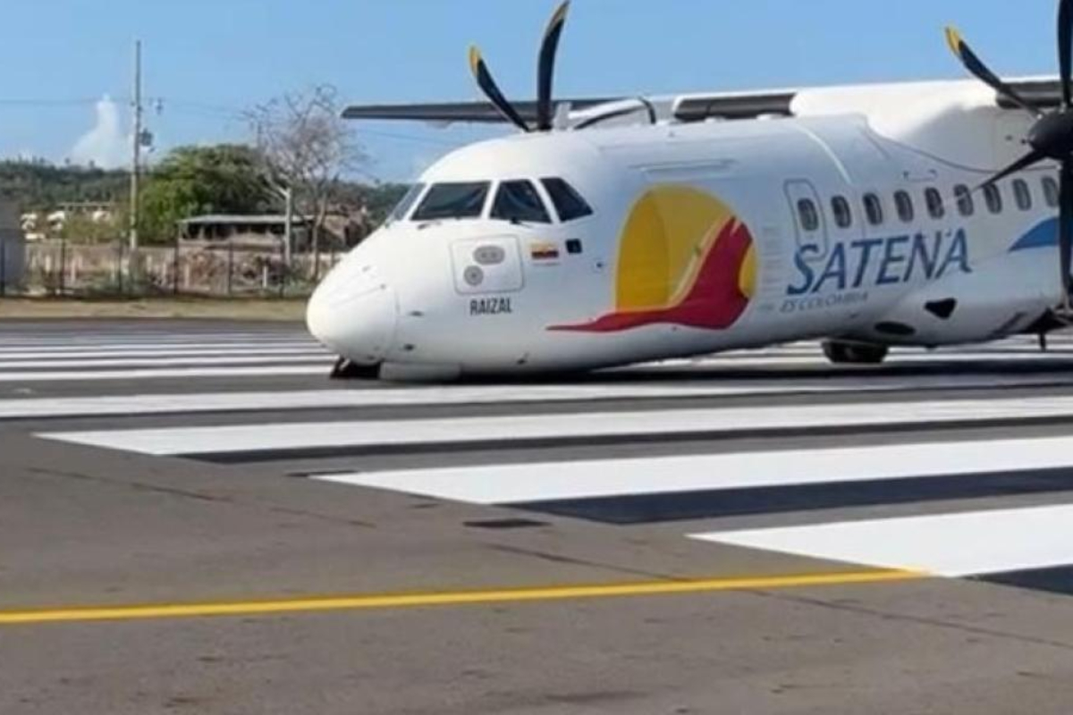 Accidente aéreo en San Andrés: avión de Satena se quedó sin una llanta cuando estaba despegando. No hay heridos, por fortuna. 
