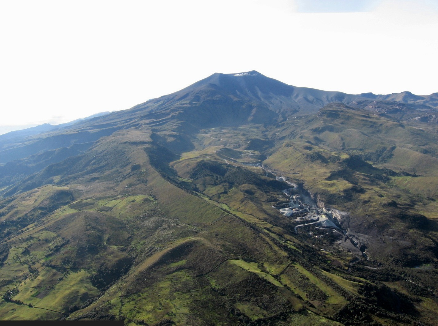 Volcán Puracé aumentó su actividad. 