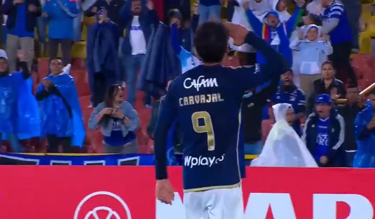Carvajal debutó con gol en Libertadores y rompió en llanto; hizo particular celebración