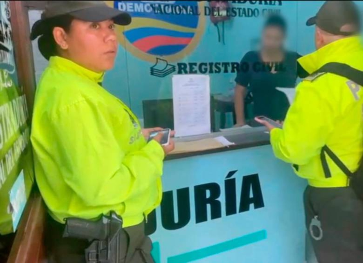 Seis funcionarios de Cancillería y Registraduría capturados por presunta participación en banda de tráfico de migrantes