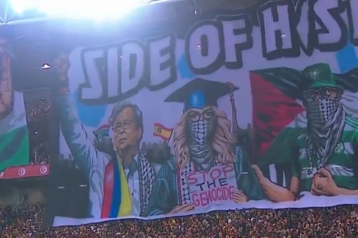 A Gustavo Petro le sacaron bandera por apoyo a Palestina, en estadio de Túnez