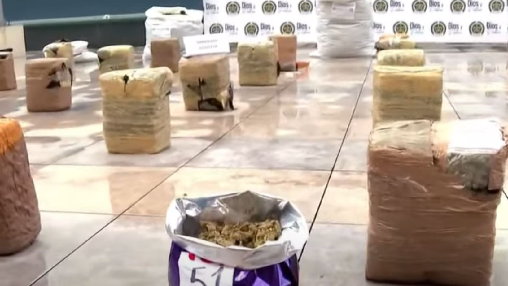Detectan mezcal de droga que se vende en Bogotá: es marihuana con medicamento