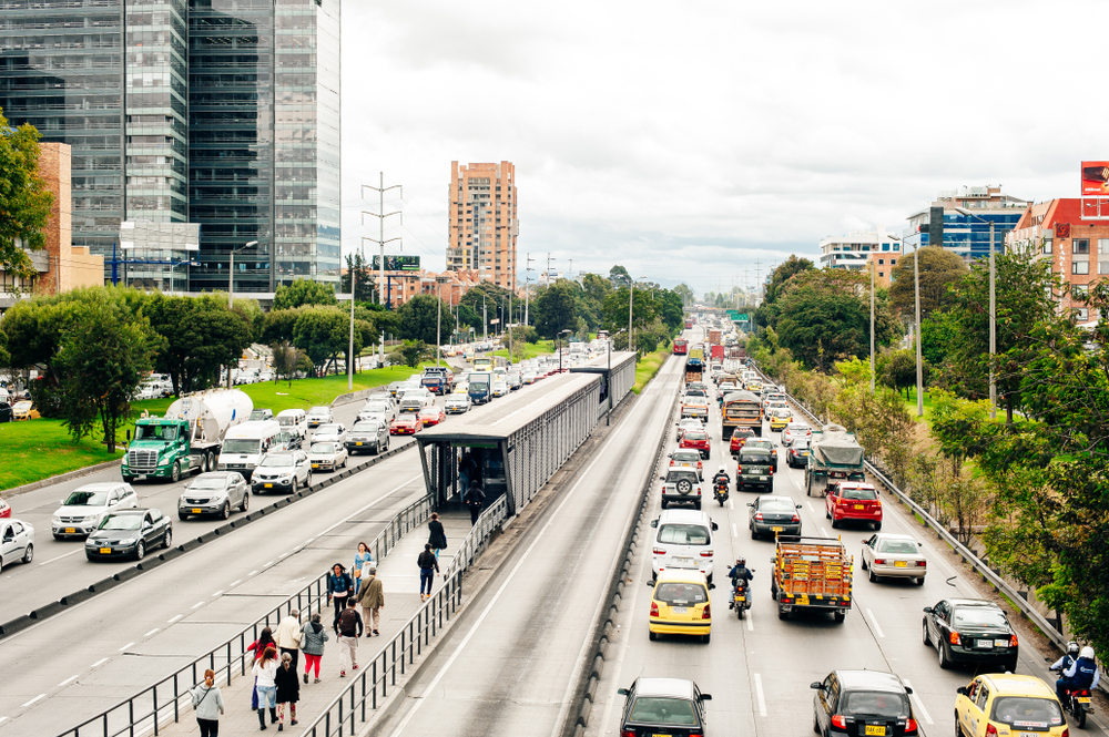 Tráfico en Bogotá a propósito de fotomultas y margen de error que tienen
