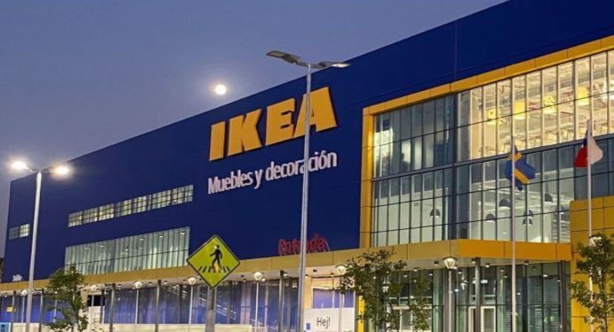 Ikea tiene outlet con muchos productos.