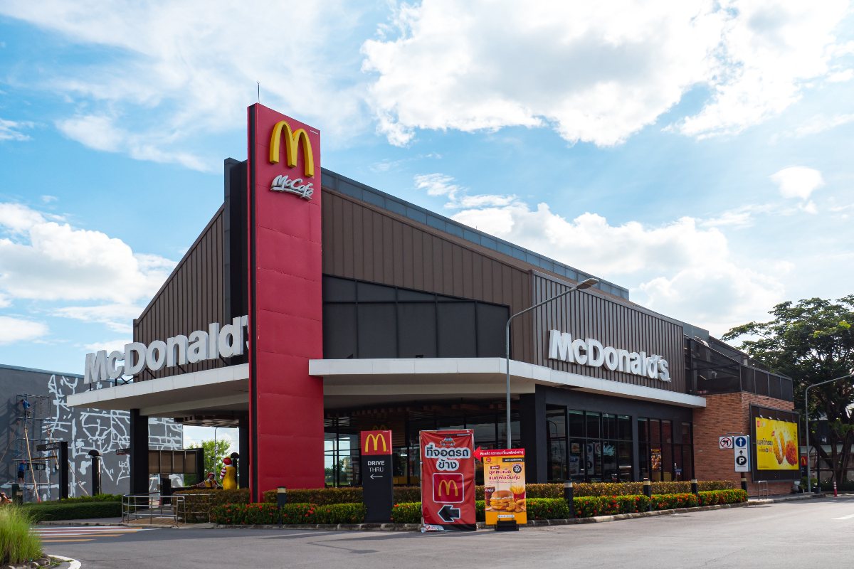 McDonald's podría cambiar de nombre y puso condición para hacerlo por el inicio de la Copa Stanley en Canadá, que llevaría a la cadena a hacer cambios. 