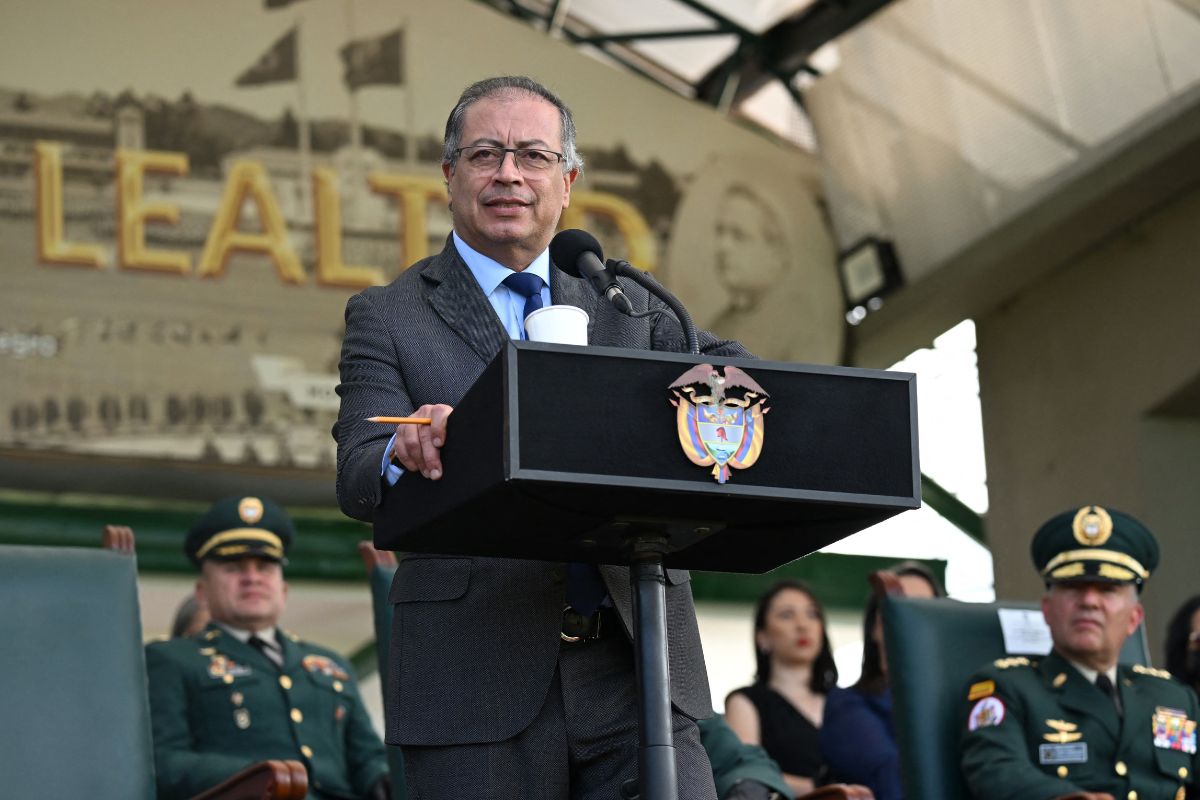 Gustavo Petro pide que en su Gobierno no se pierda ni un peso de regalías y OCAD