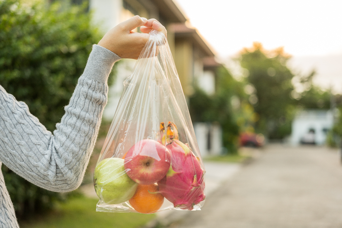 Anuncian el adiós al plástico en Colombia y varios negocios deberán hacer cambio grande en sus productos fabricados con este material. Pasarán a otros. 