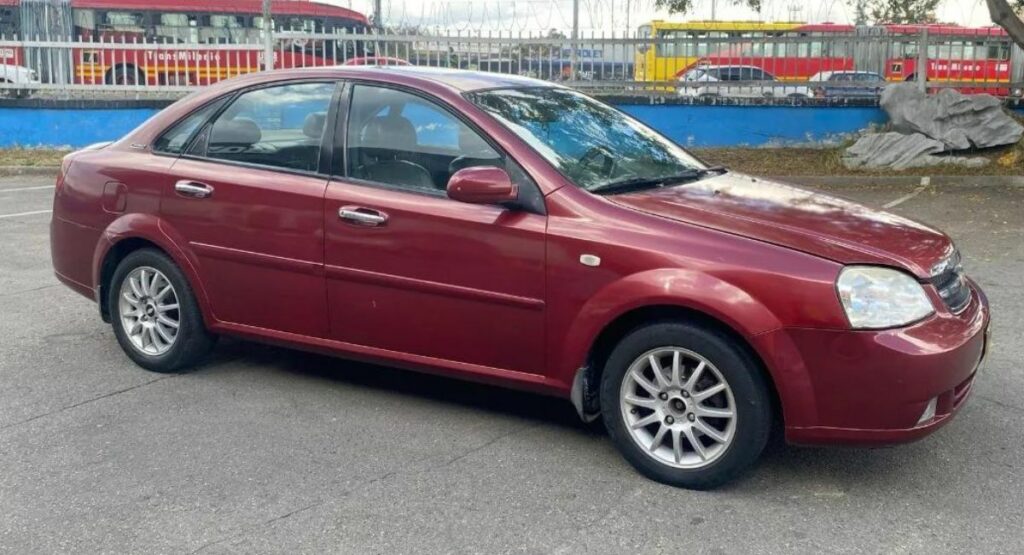 Chevrolet Optra / Tucarro.com