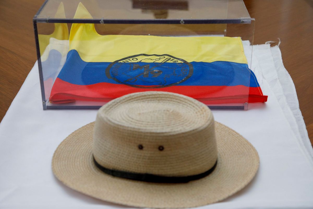 Sombrero de Carlos Pizarro, declarado patrimonio cultural, ocasionando críticas