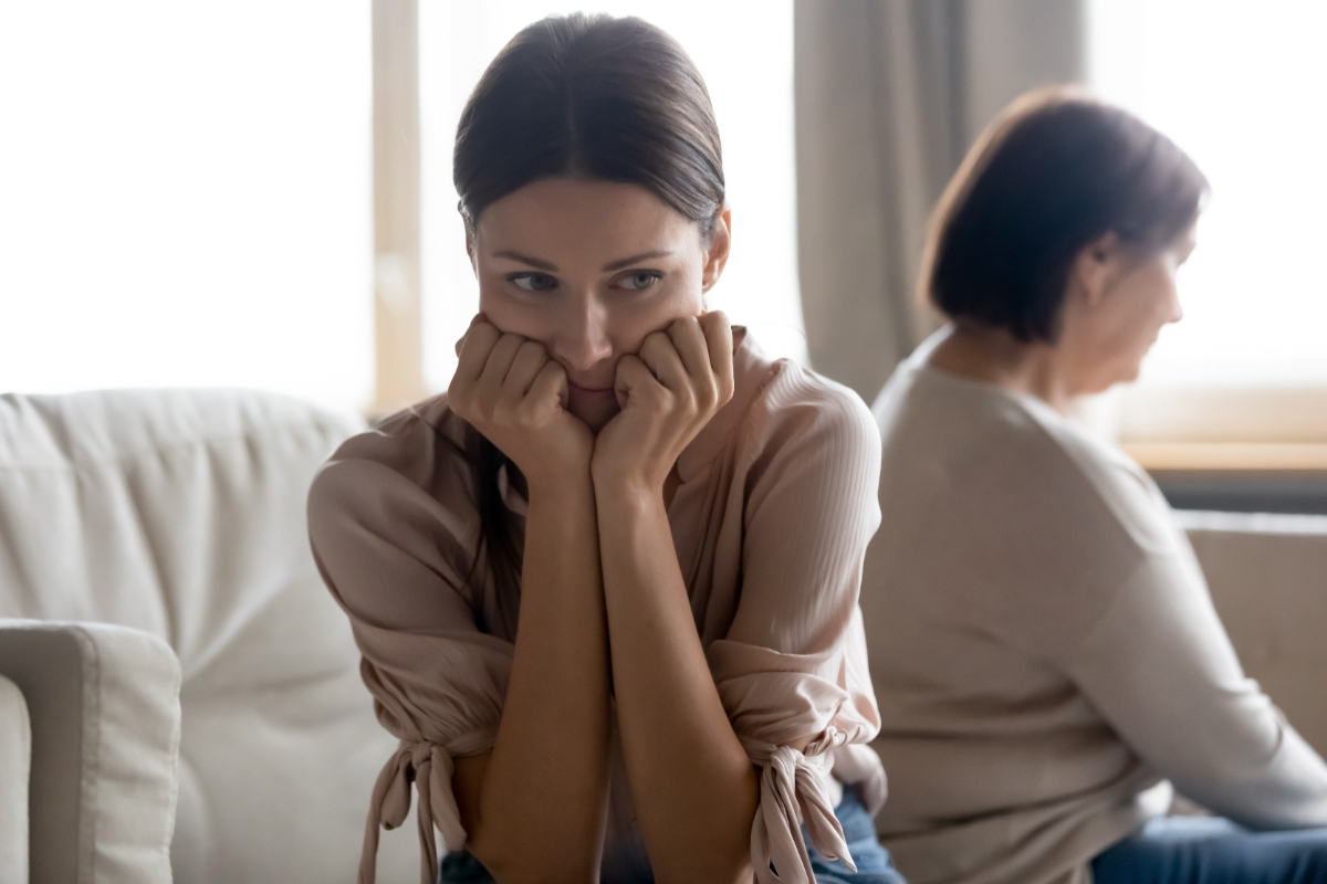 Hijos de más de 30 años que viven con sus padres reciben mala noticia por efectos que tiene en la salud está situación. Los pondrían a volar. 