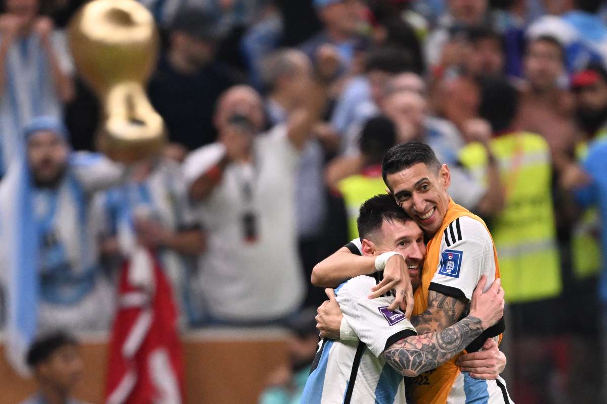 Foto de Lionel Messi y Ángel Di María, en nota sobre Copa América 2024 y qué negocio tienen ambos fuera de fútbol
