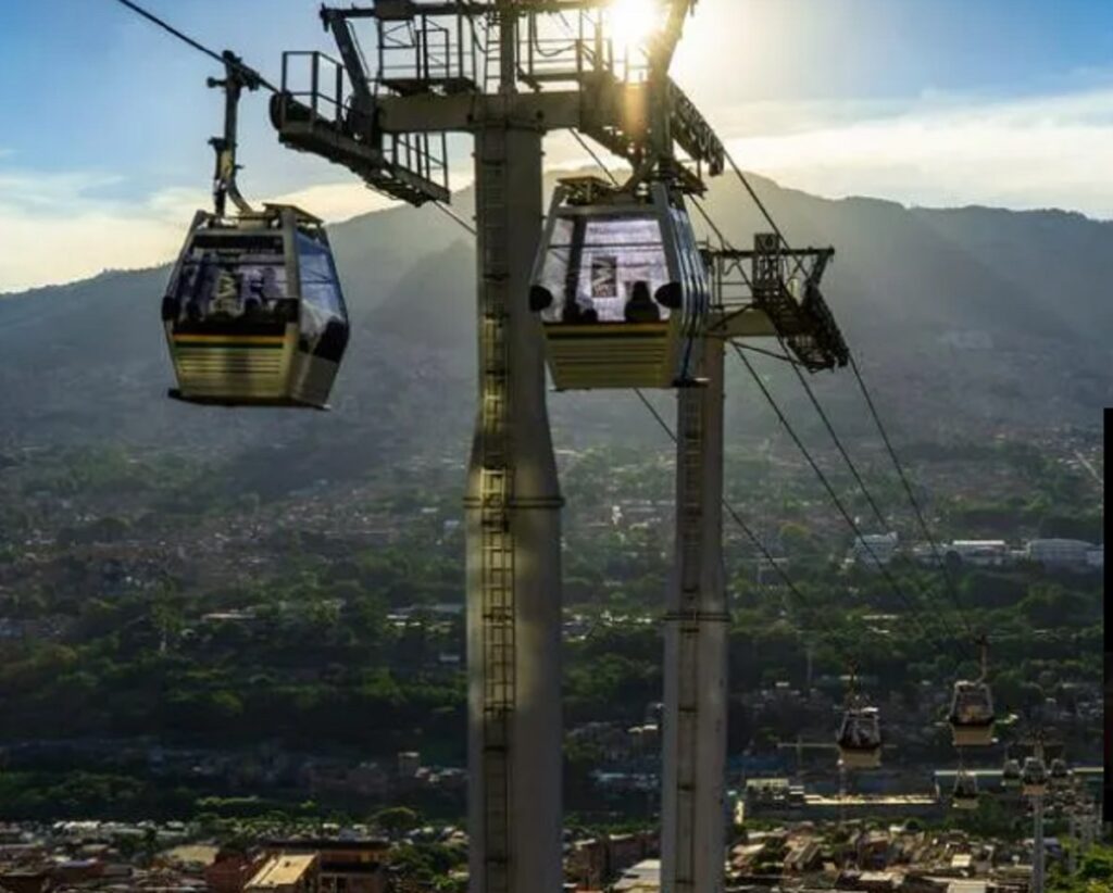 Imagen de Metrocable de Medellín a propósito de quiénes lo construyeron y más datos / Foto de X @metrodemedellin