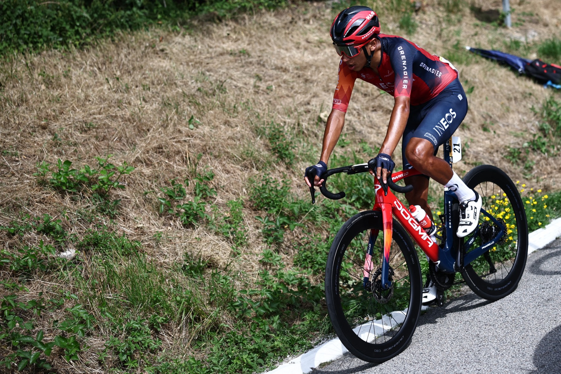 Egan Bernal quedó mal luego de la cuarta etapa del Tour de Francia.