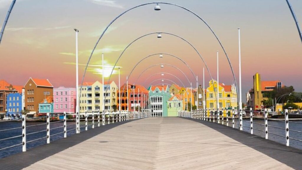 Puente Queen Emma / Tripadvisor