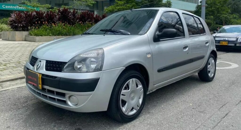 Renault Clio / Tucarro.com