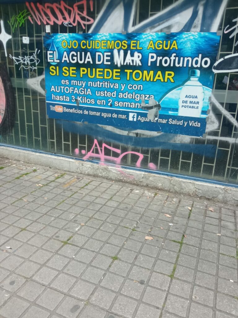 Aviso de tomar agua de mar para adelgazar que es falso, según nutricionista / Foto tomada por Pulzo