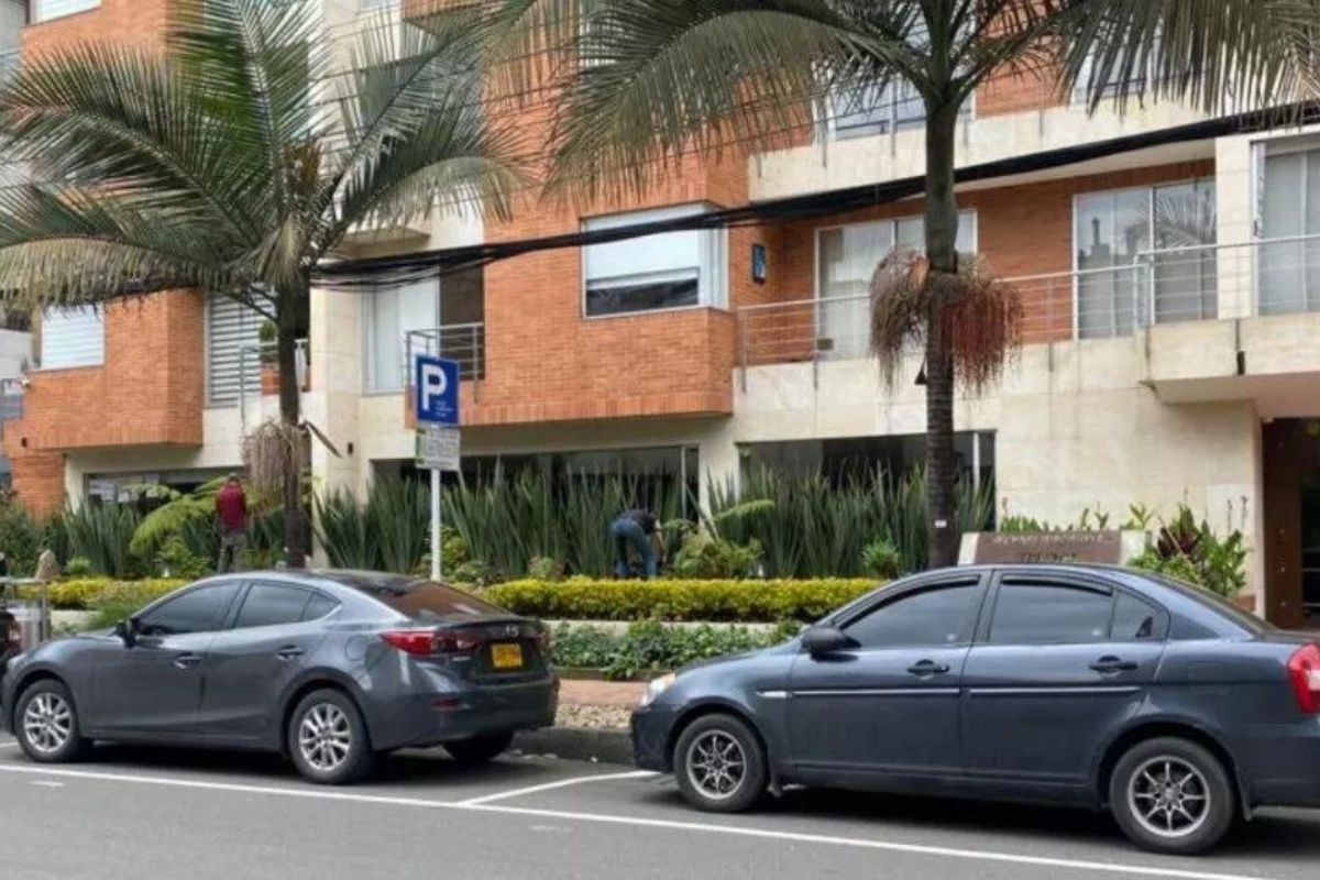 Zonas de parqueo pago en Bogotá están dejando miles de multas a conductores