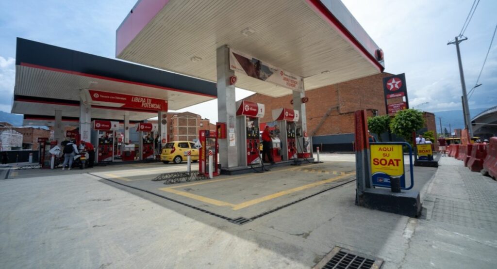 Gasolina en Colombia / Shutterstock