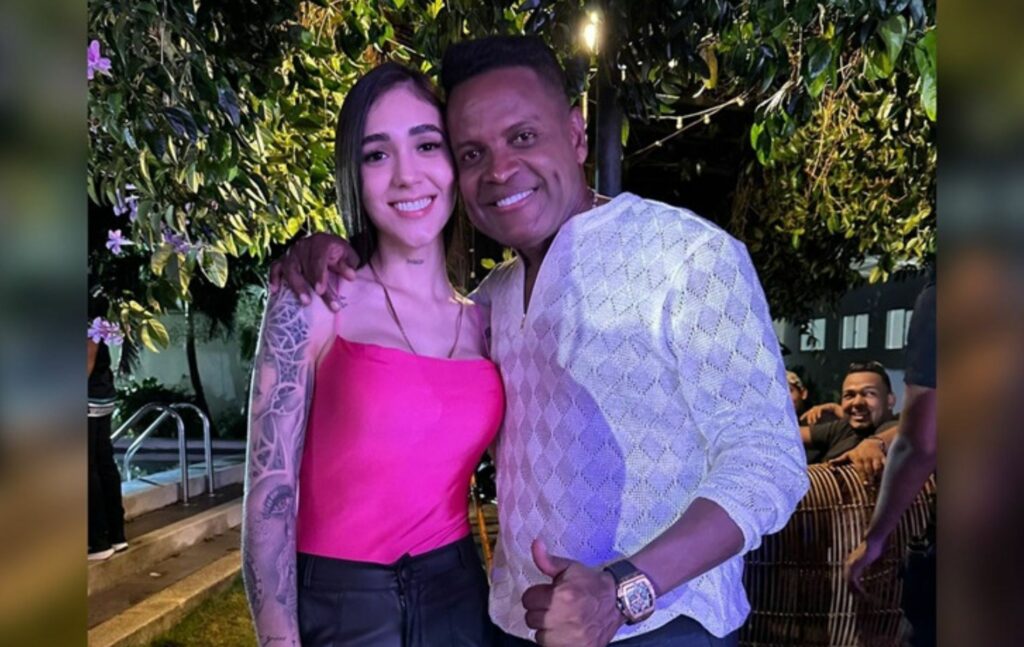 Ómar Geles tenía un secreto escondido; una joven promesa musical llamada María Paula.