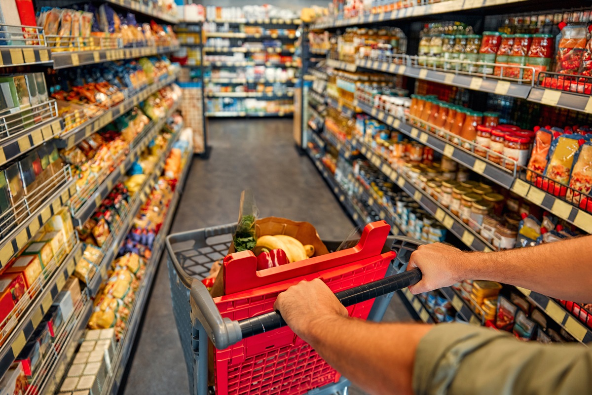 Supermercados metían mano a precios en Internet: así los pillan en EE.UU.