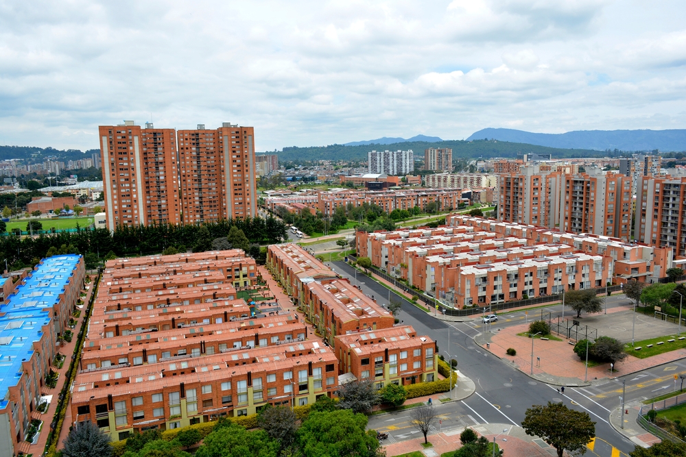 Fedelonjas dice cuántas casas y apartamentos hay en Bogotá en conjuntos cerrados