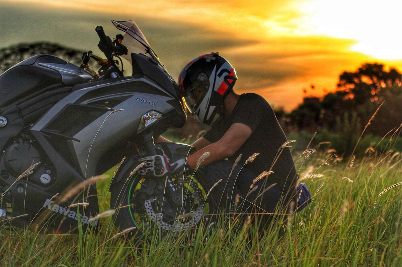 Foto de Kawasaki Ninja H2R, en nota de cuáles son las tres motos más rápidas del mundo: una es Kawasaki y está en Colombia
