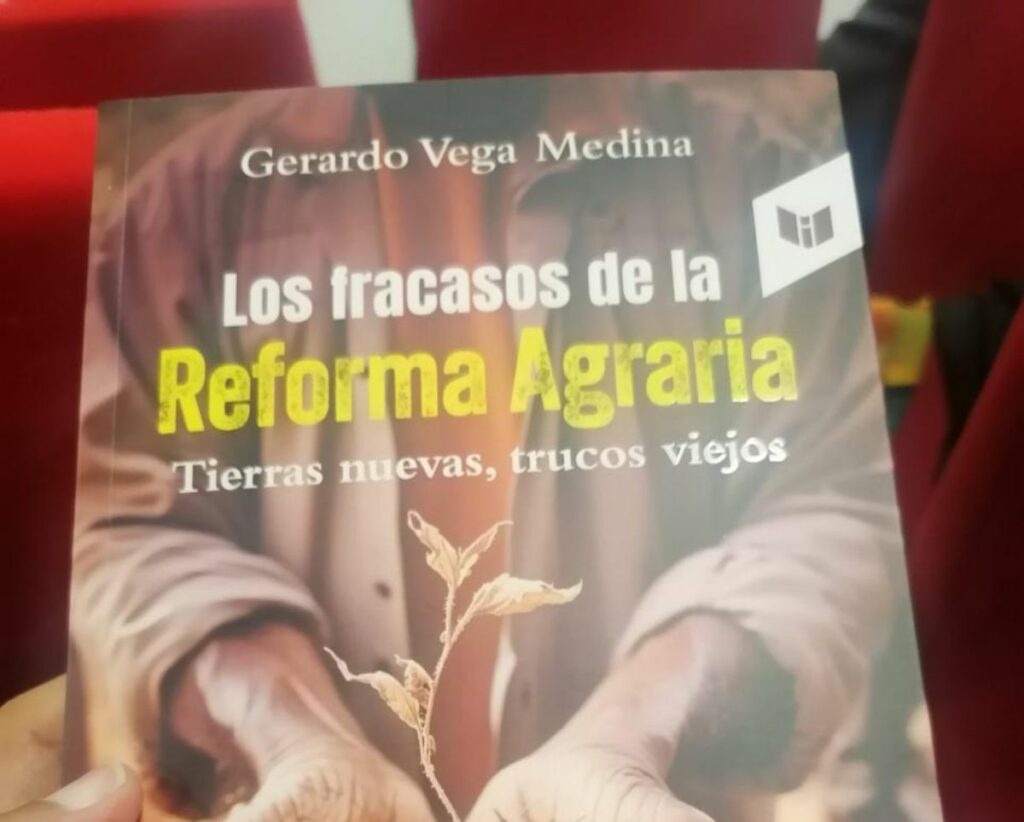 Libro de Gerardo Vega, foto suministrada a Pulzo