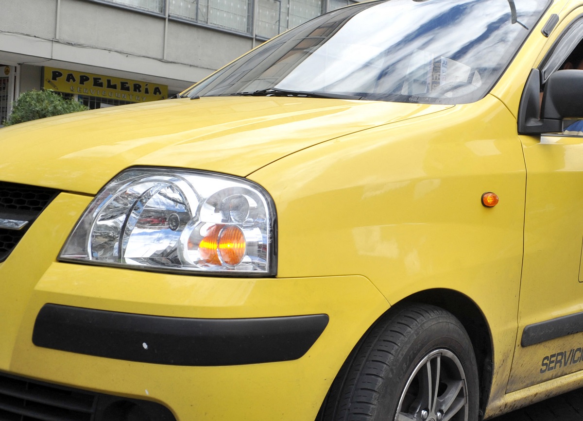 Pico y placa para taxistas en Medellín.