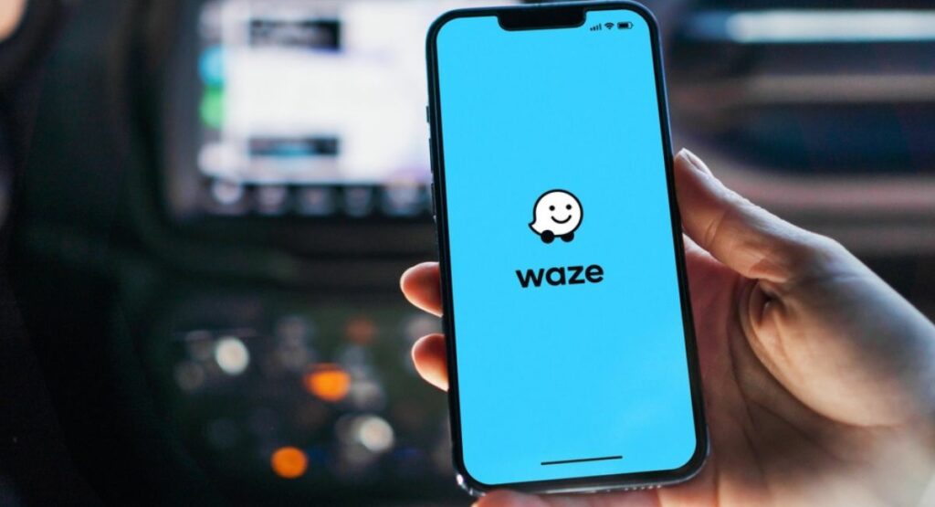 Waze tiene un velocímetro más preciso / Shutterstock