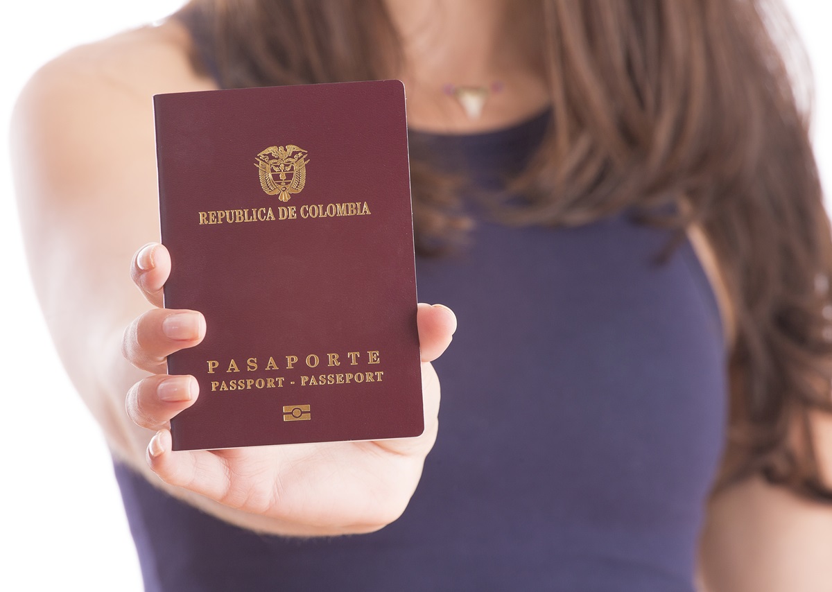 La expedición de pasaportes en Colombia quedaría en mano de país extranjero y ya se conocieron los primeros candidatos interesados.