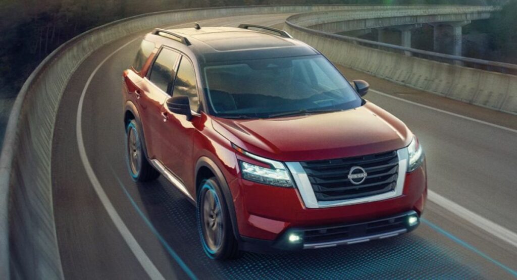 Nissan Pathfinder / Nissan 