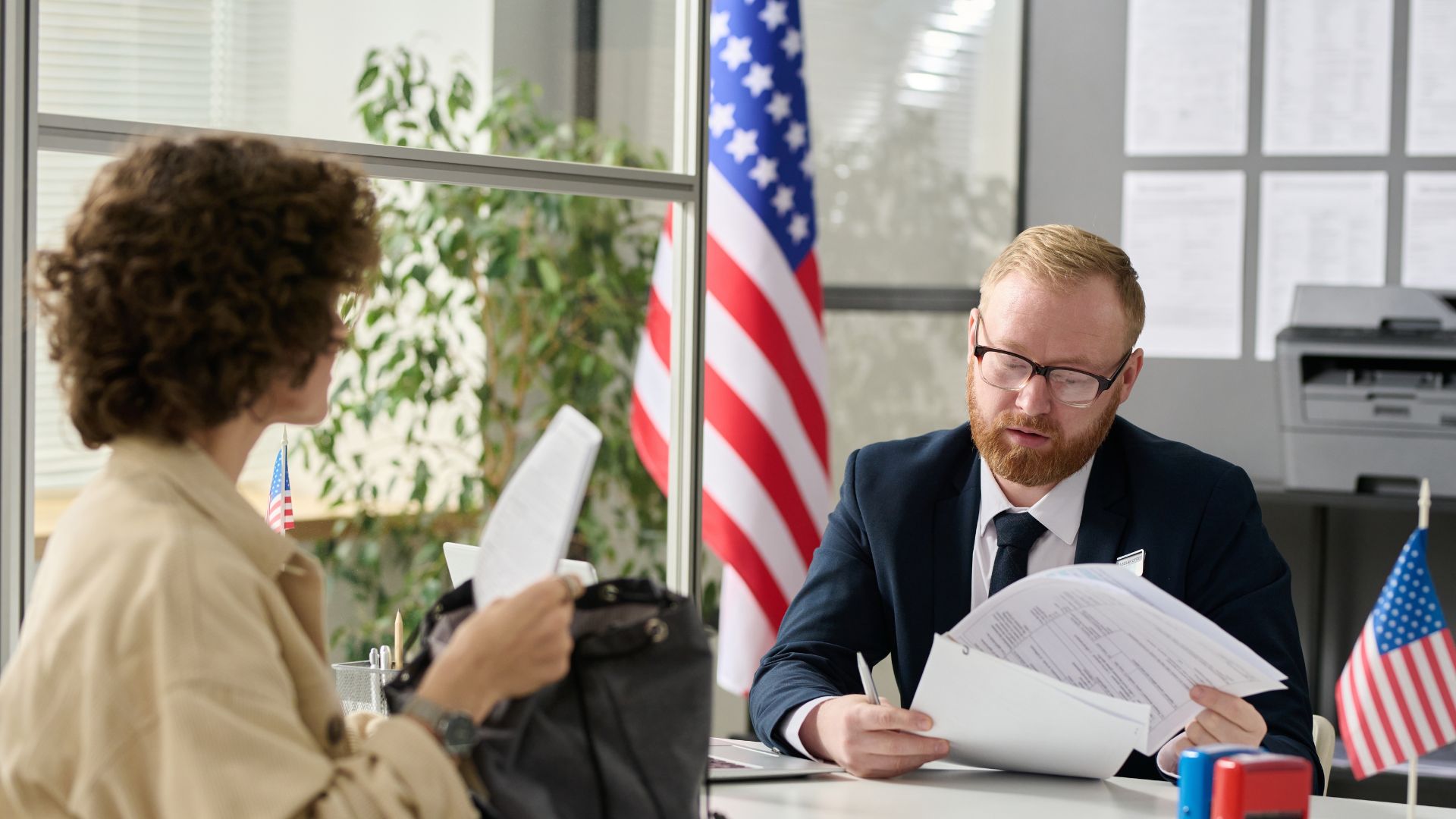 Colombianos que sueñen trabajar en Estados Unidos recibirán ayuda en consulados